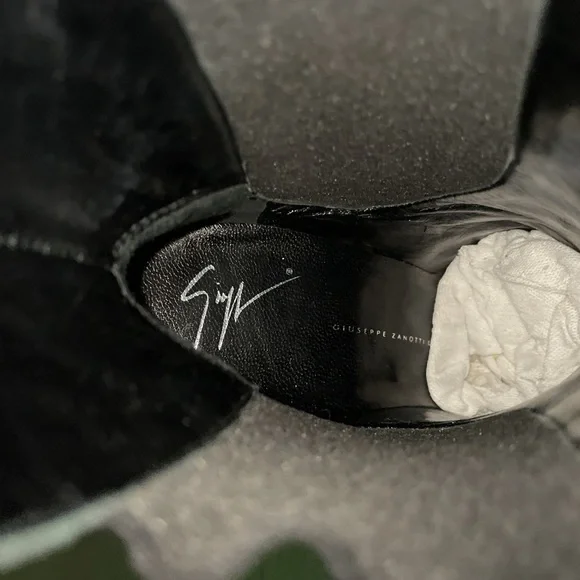 Giuseppe Zanotti Hidden Platform Stilettos in Black Patent Leather w Red *Italy* - Picture 15 of 16